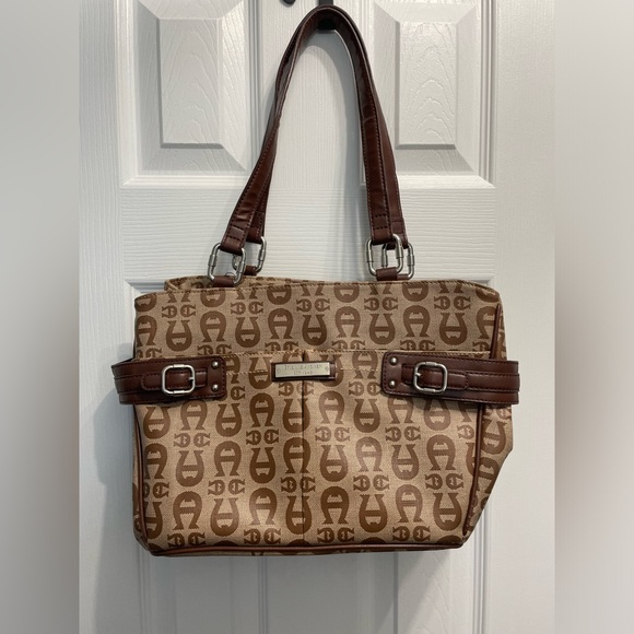 Etienne Aigner Designer Signature Logo Woman’s Purse Satchel Shoulder Bag Brown - Picture 1 of 14